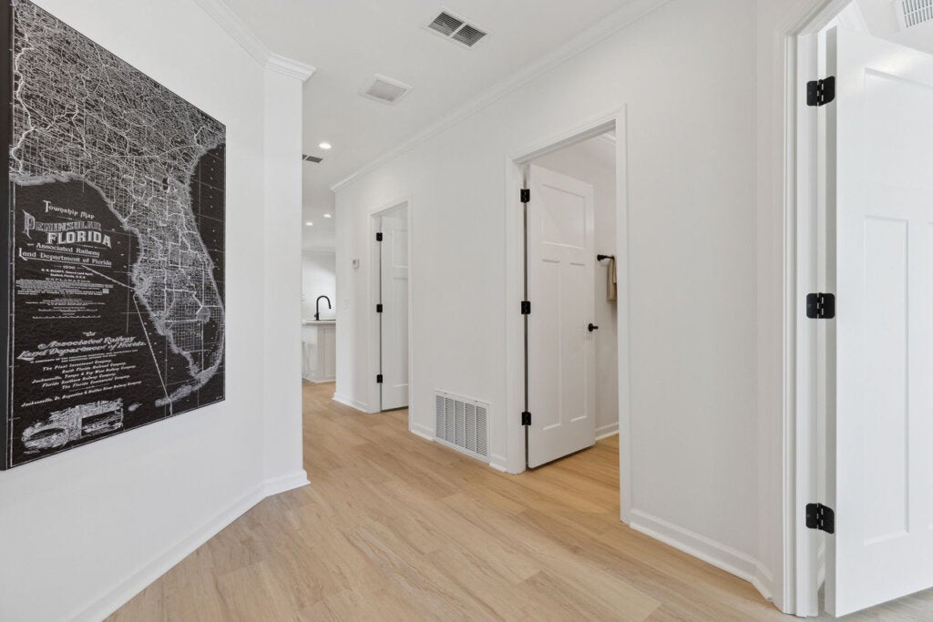 1205 D West Gleneagles Rd