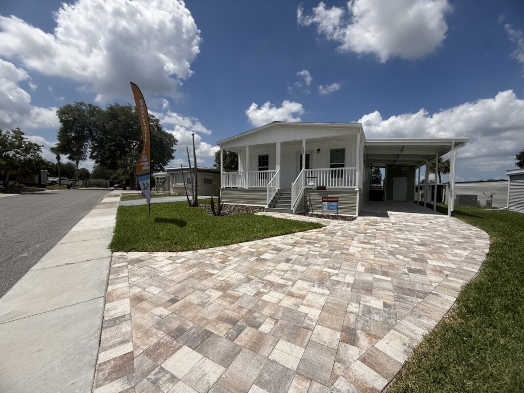 127 Coral Crest Dr