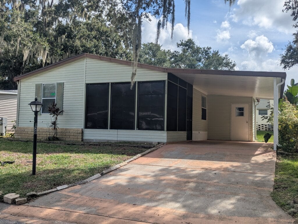 128 Strawberry Junction Ln