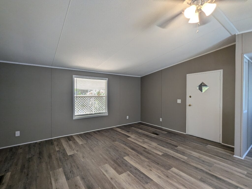 128 Strawberry Junction Ln