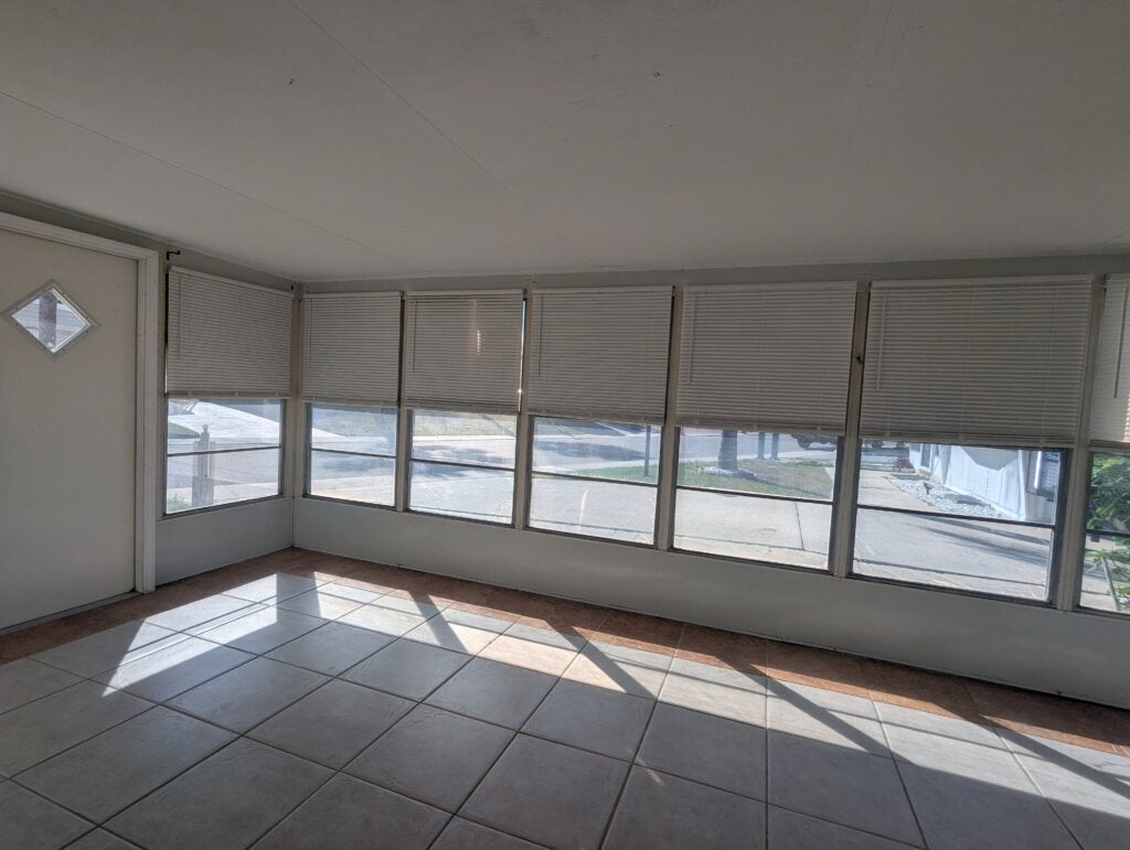 131 Pioneer Ln