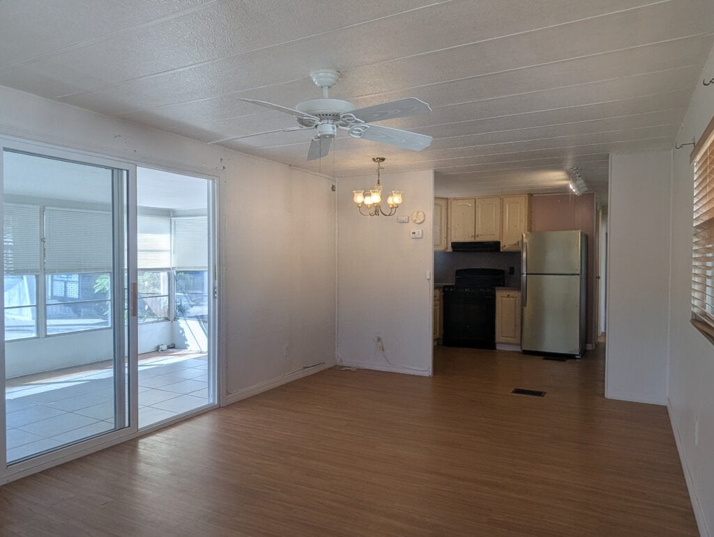 131 Pioneer Ln