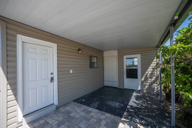 138 Pioneer Ln