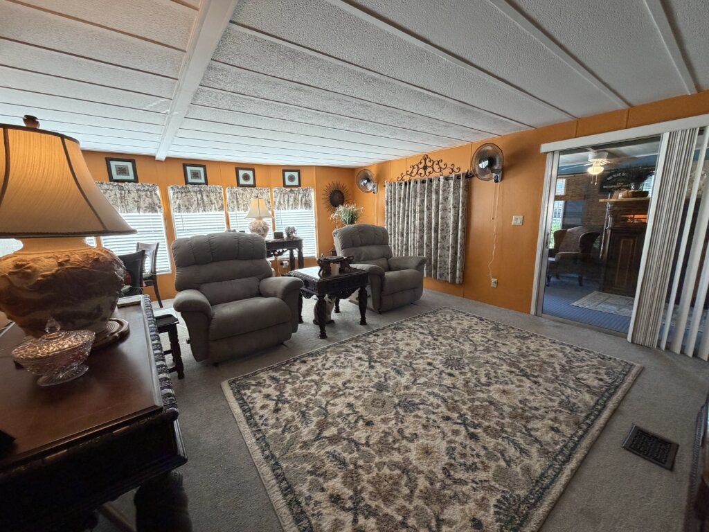 1400B W Gleneagles Rd