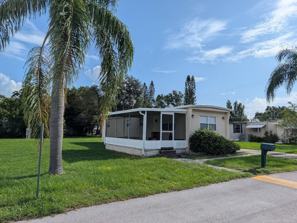 15 Sophia Avenue