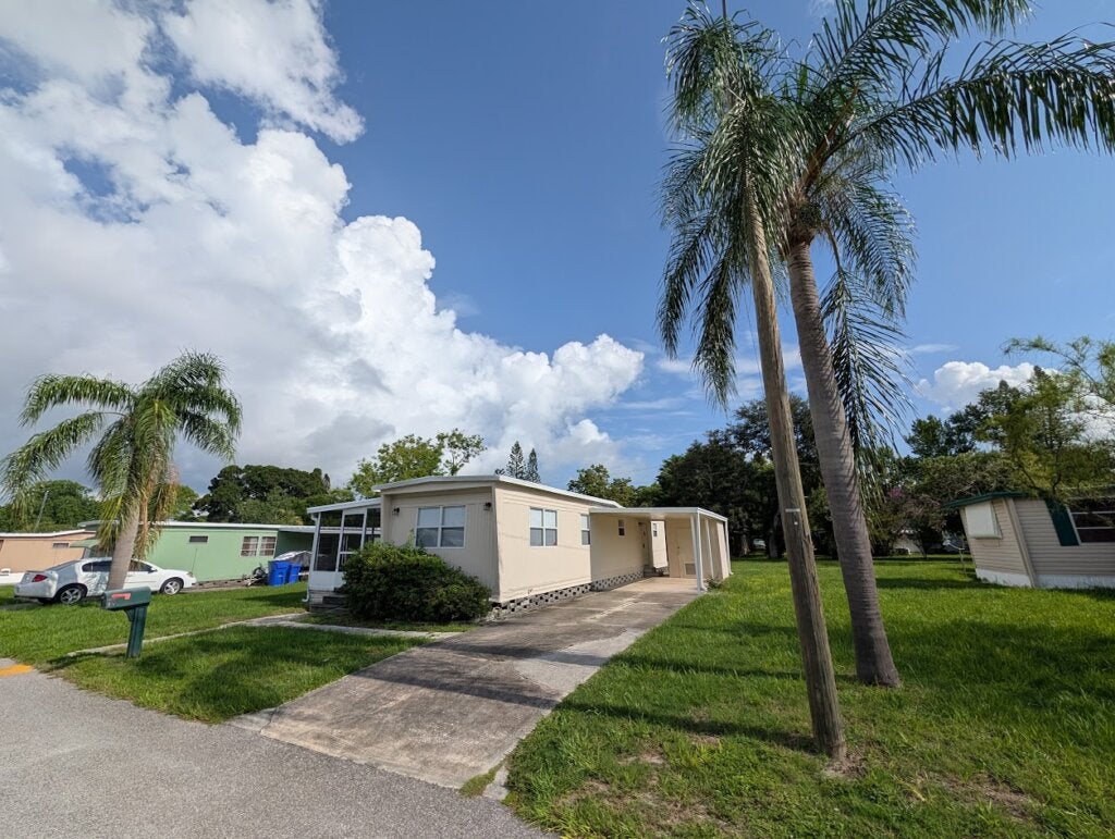 15 Sophia Avenue