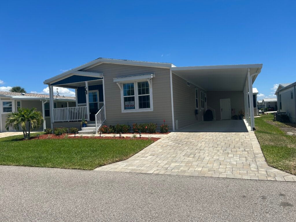 16 Esper Court