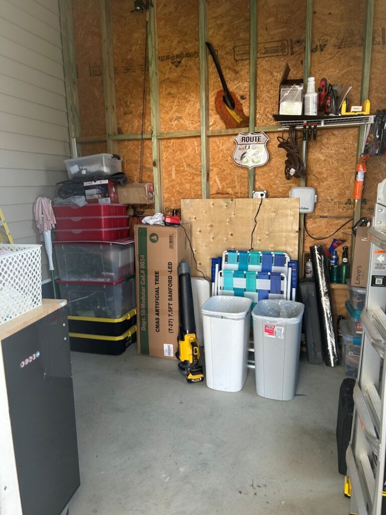 16 Esper Court
