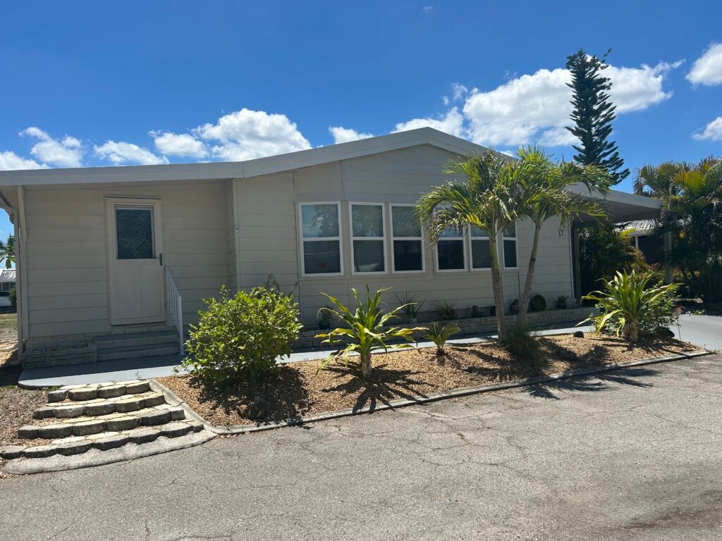 17 Tafel Court