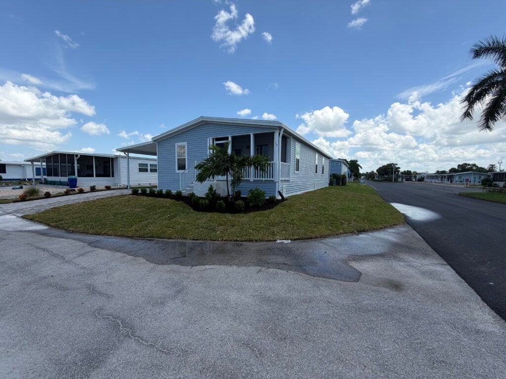 18 Punta Court
