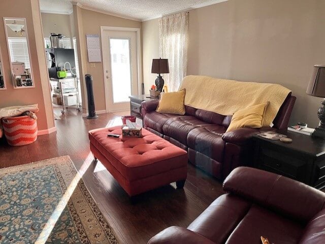 1821 Cypress Point