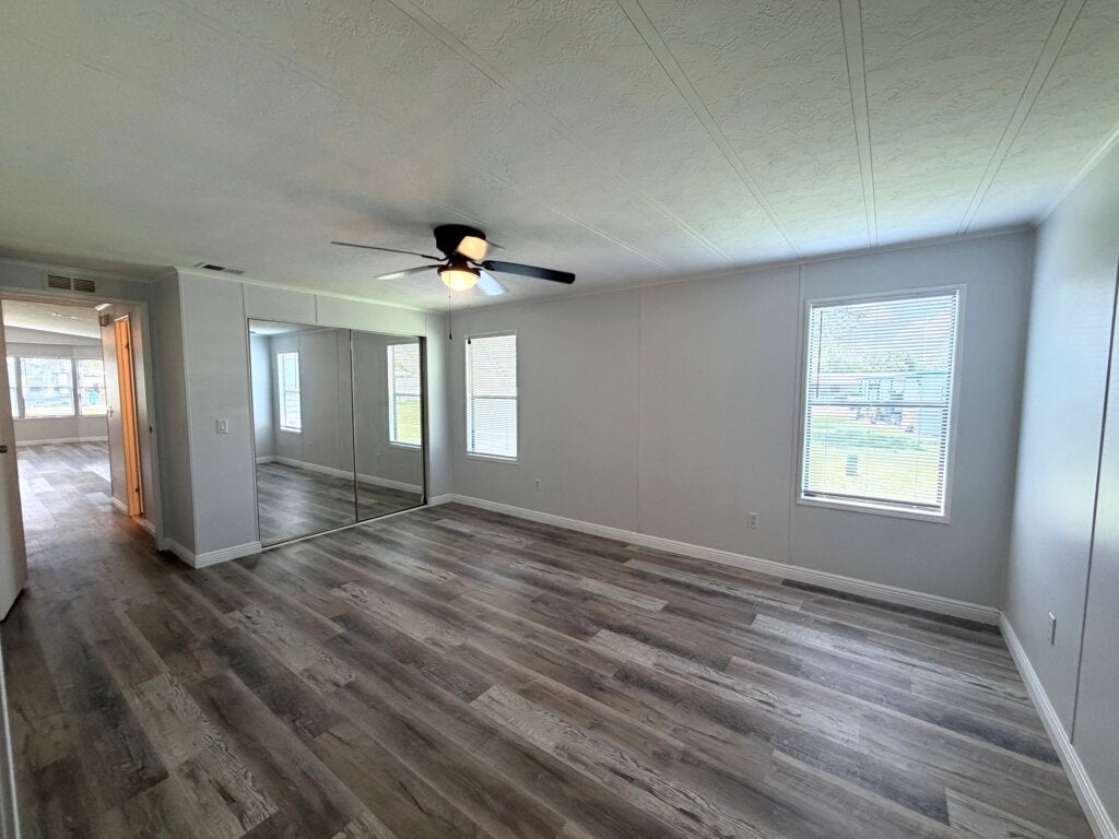 1900 Jasper Pl
