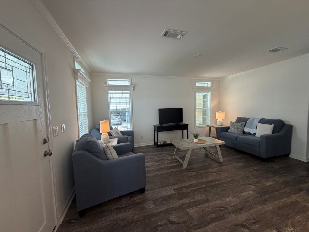 1902 C West Gleneagles Rd