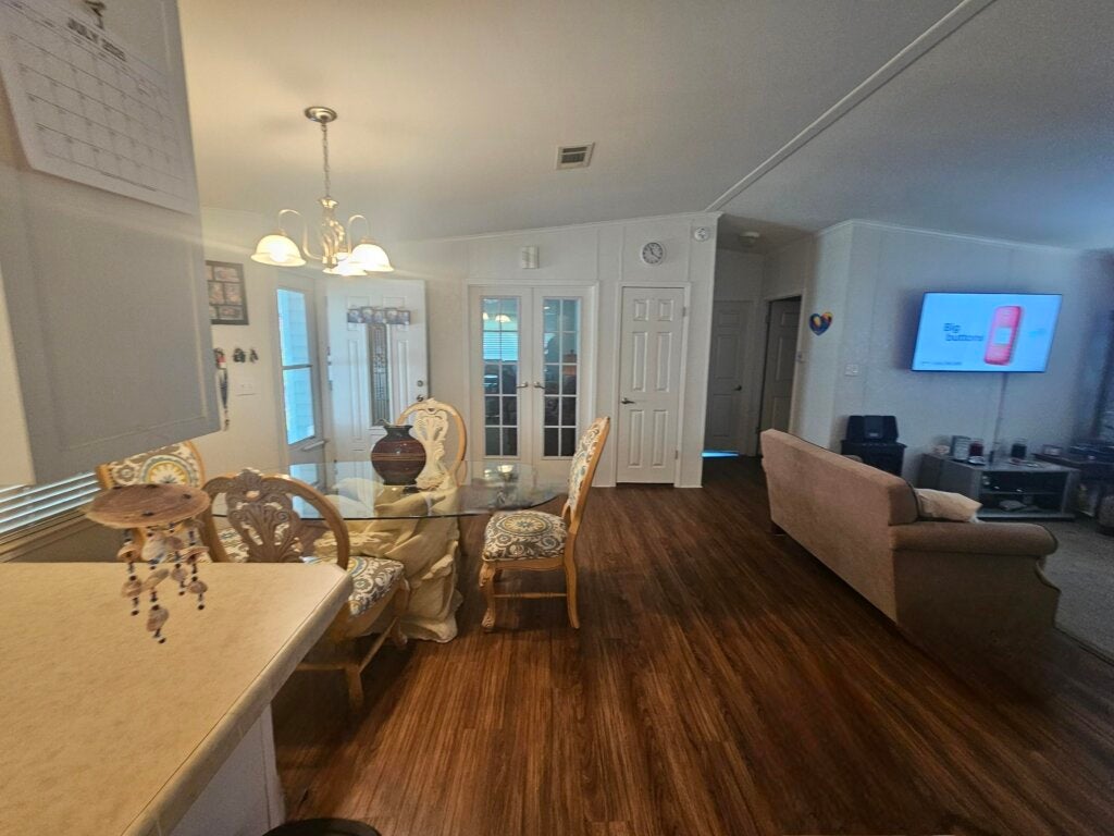 1935 Chris Drive