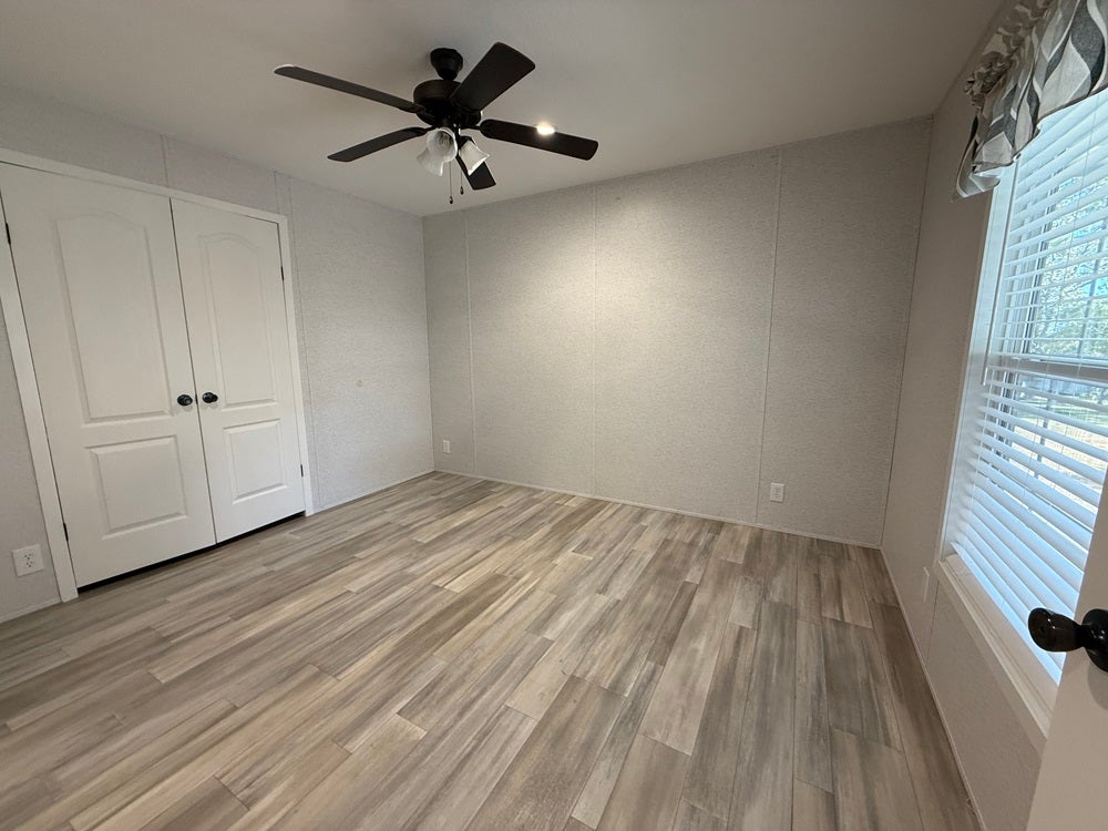 202 C E Gleneagles Rd