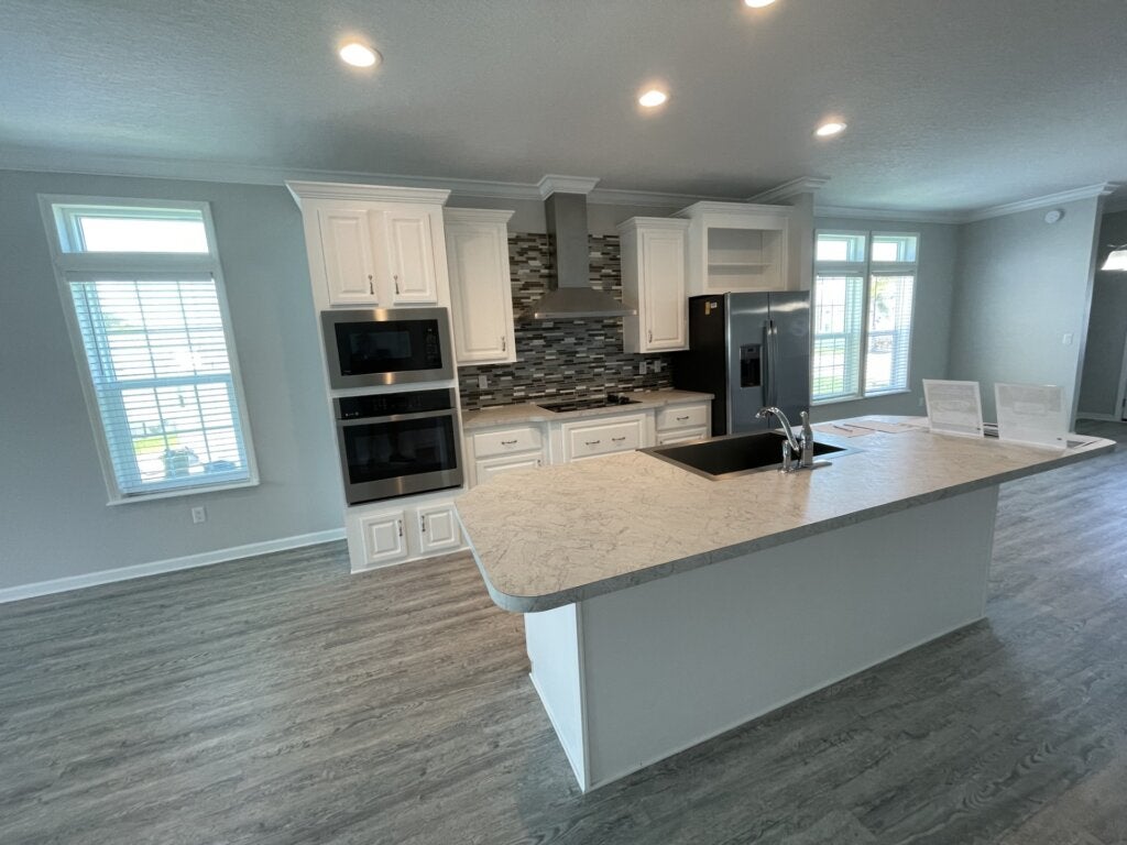 20505 Tahitian Blvd.