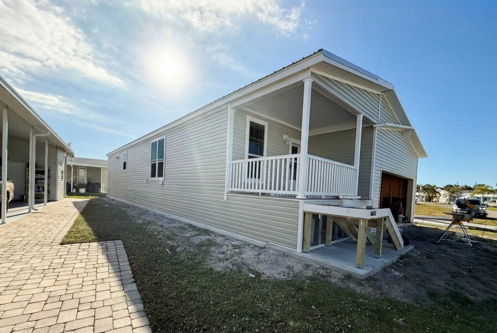 20513 Polynesian Lp.