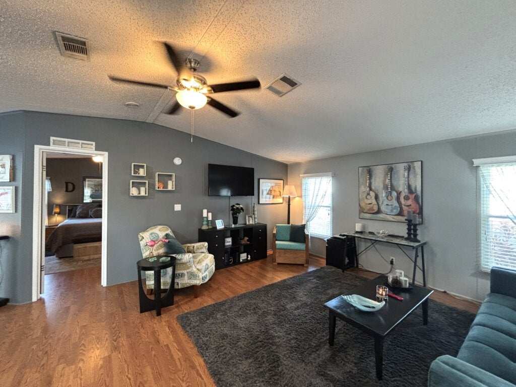 2074 Red Cedar Dr