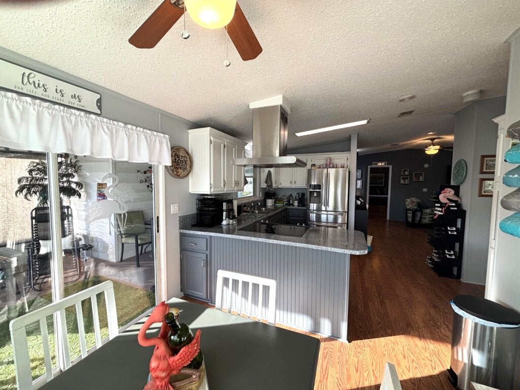 2074 Red Cedar Dr