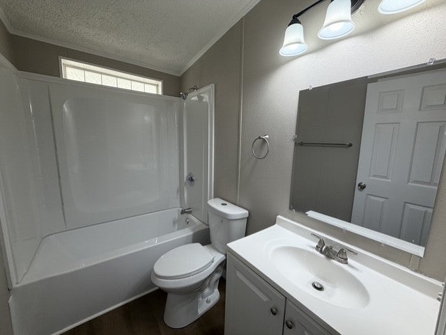 2104 Moorhen Court