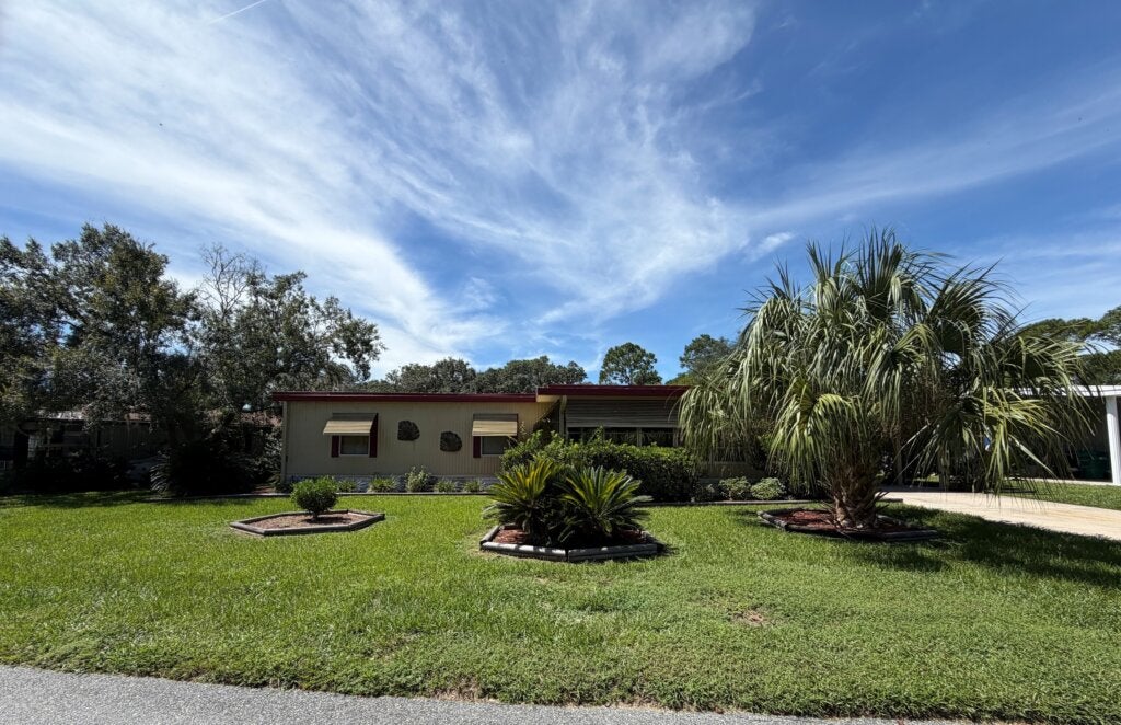 211A E Gleneagles Road