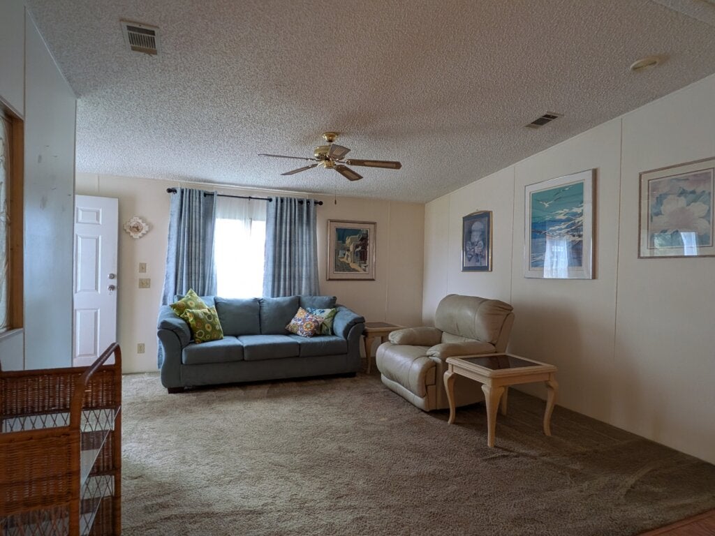 215 Taho Circle