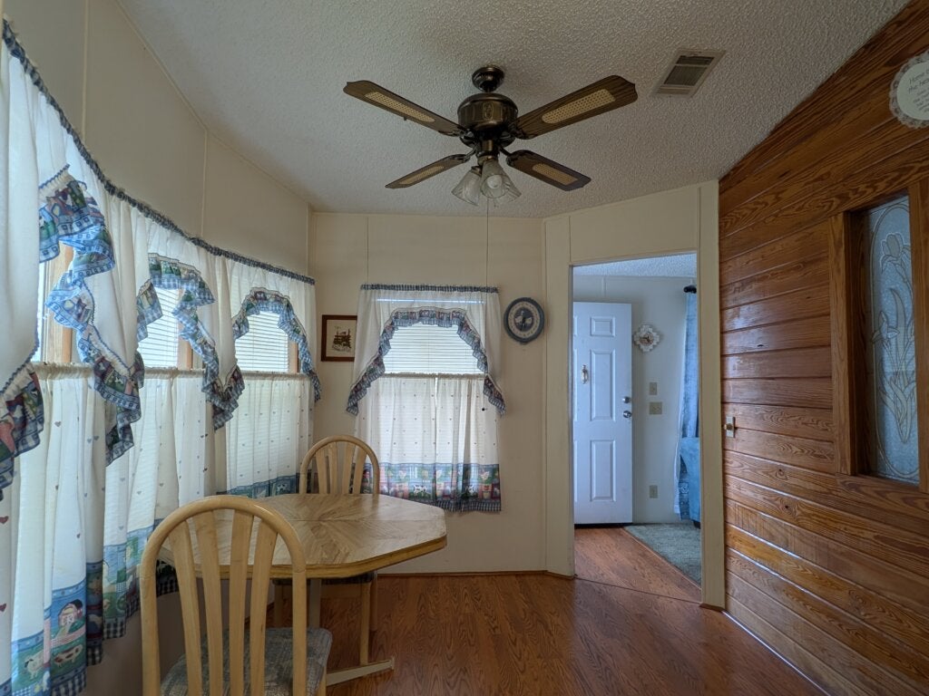 215 Taho Circle