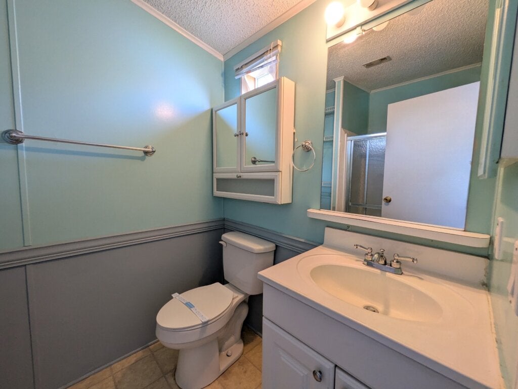 230 Choo Choo Ln