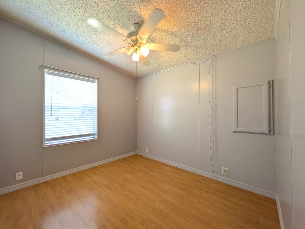 230 Choo Choo Ln