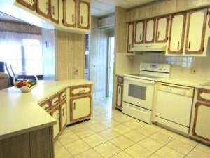 24 Macoris Court