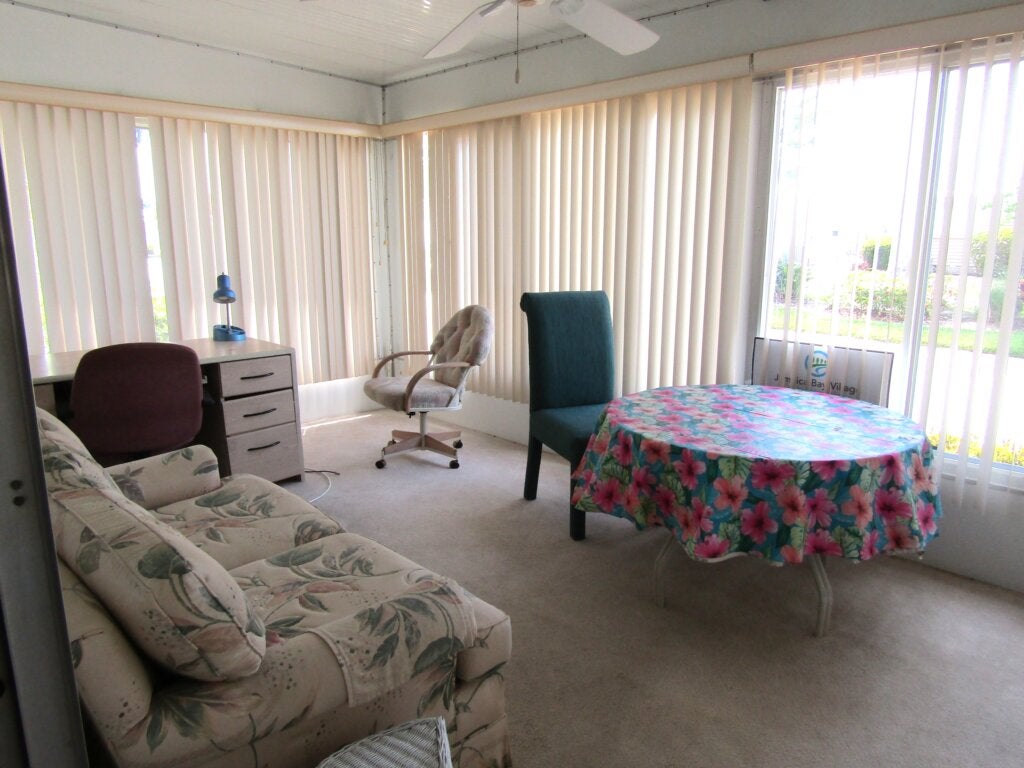24 Macoris Court