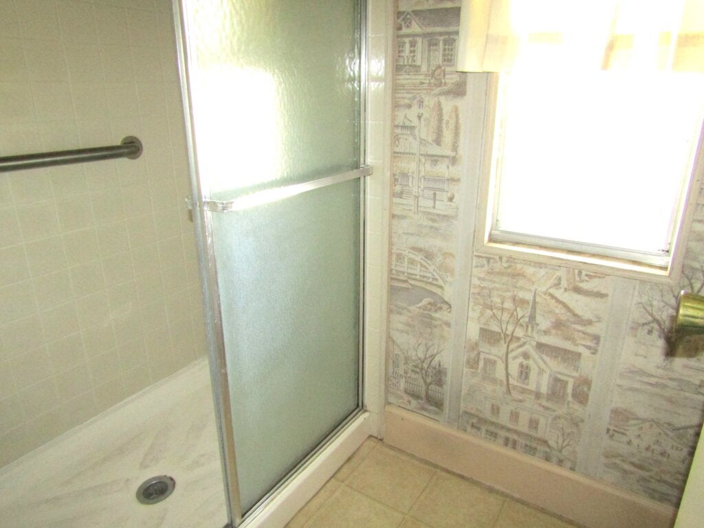 24 Macoris Court