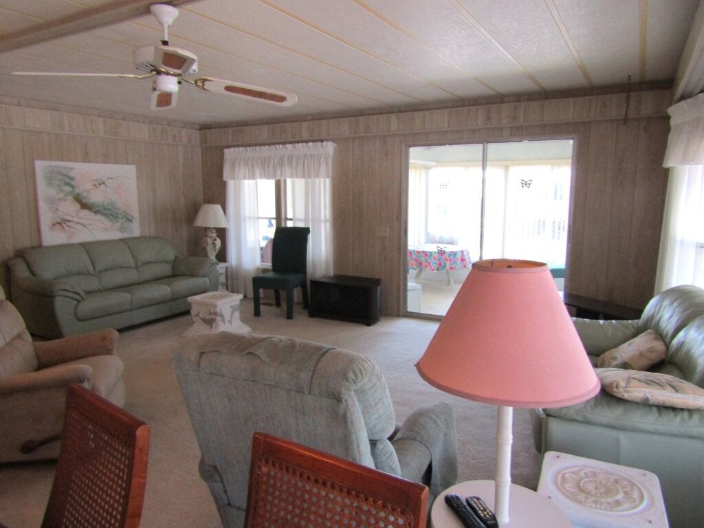 24 Macoris Court