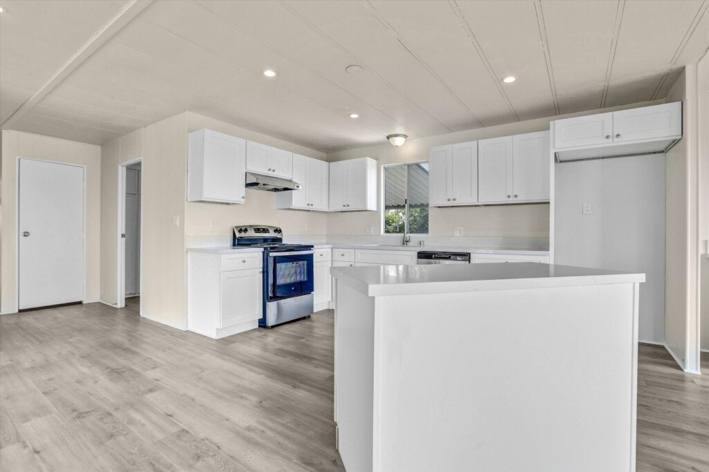 24303 Woolsey Canyon Rd. #117