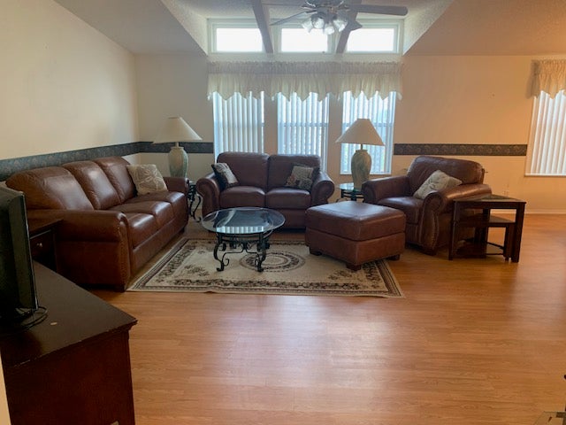 2437 Sandcrane Trail