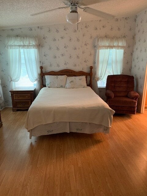 2437 Sandcrane Trail