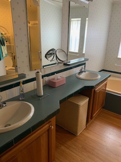 2437 Sandcrane Trail