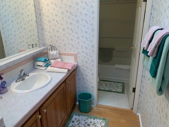 2437 Sandcrane Trail