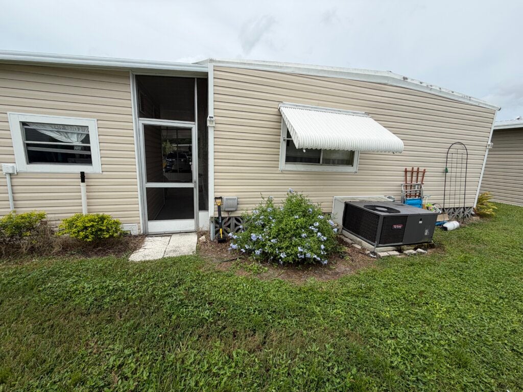 25 Ocoa Court