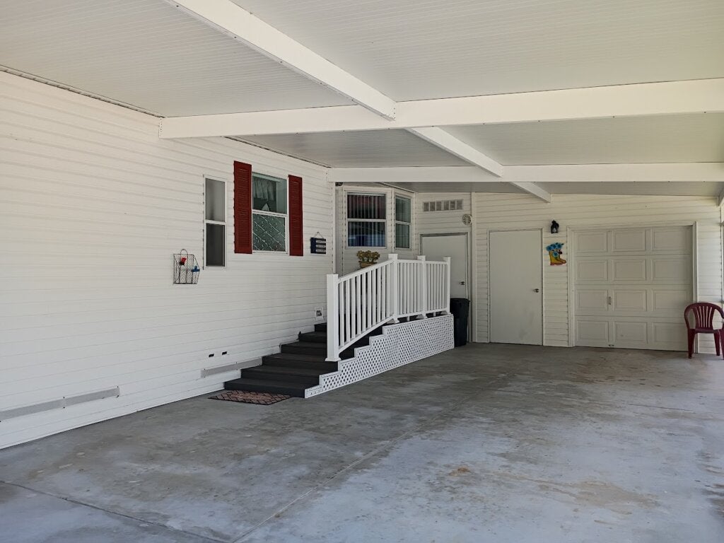 2530 Red Bird Lane