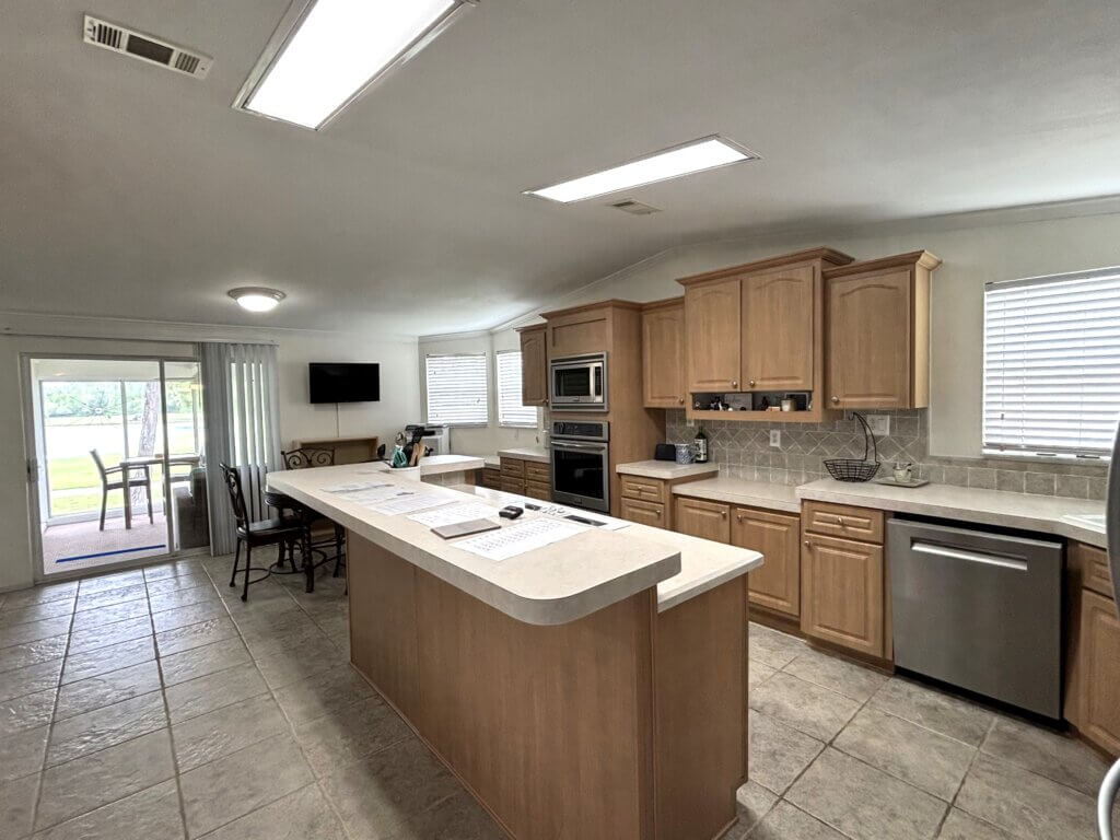 2816 Peavine Trail
