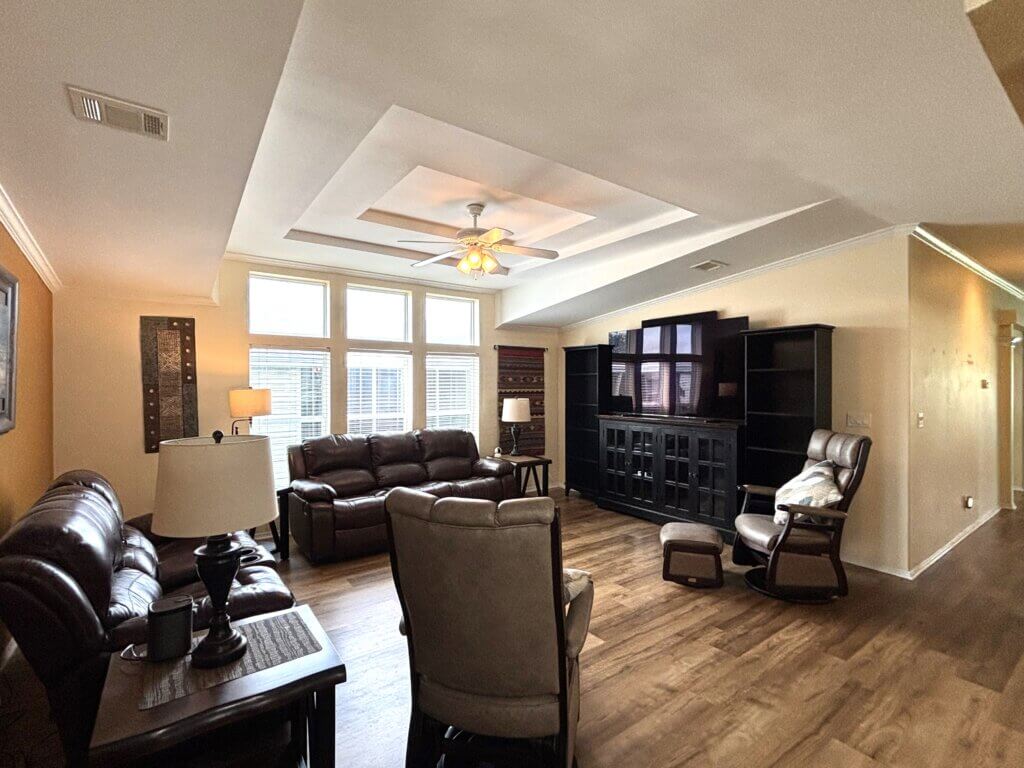 2816 Peavine Trail