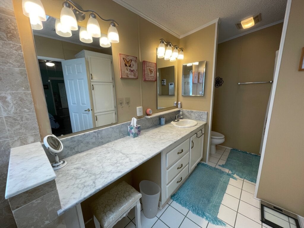 2878 Peavine Trail