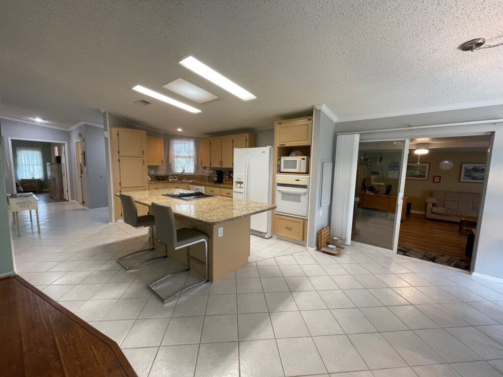 2878 Peavine Trail