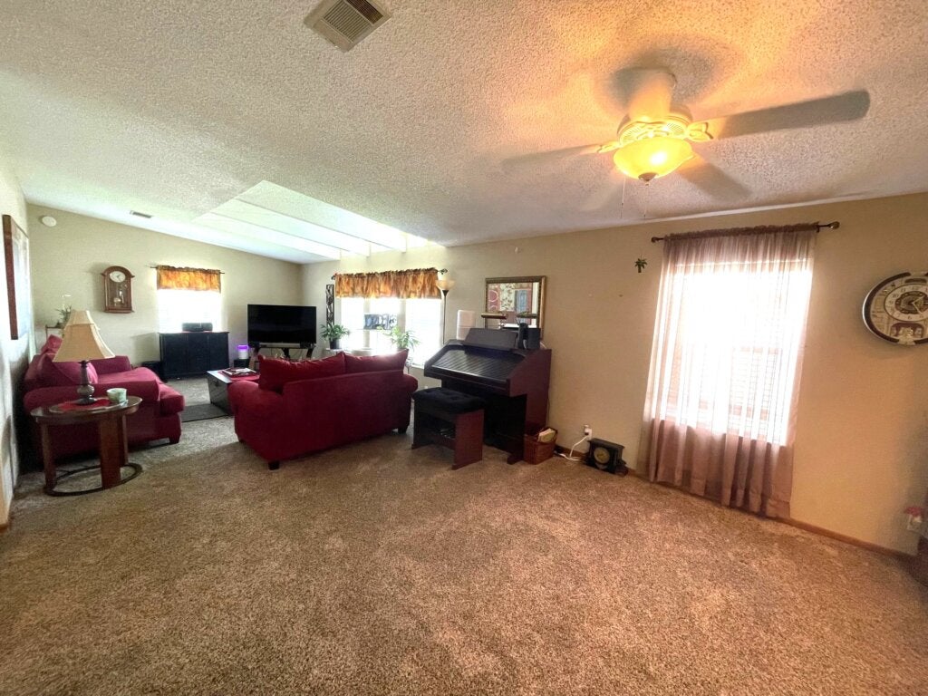 2910 Dollar Bonnet Lane