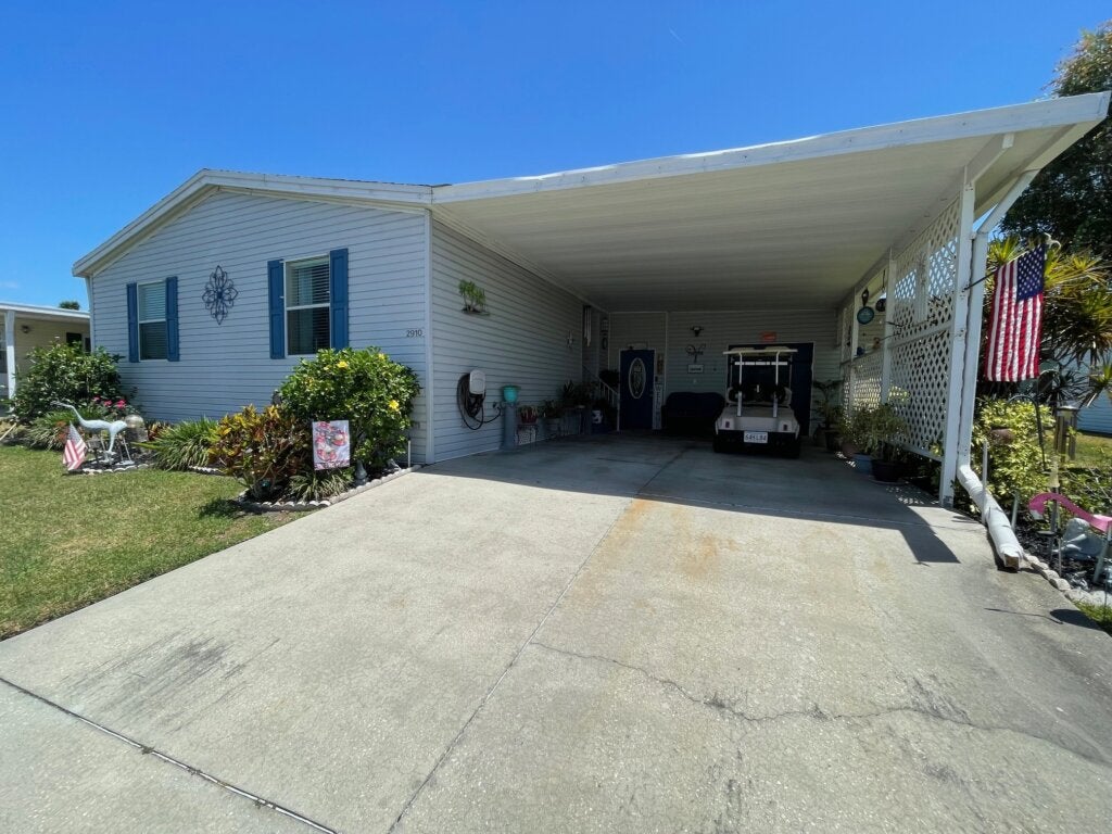 2910 Dollar Bonnet Lane