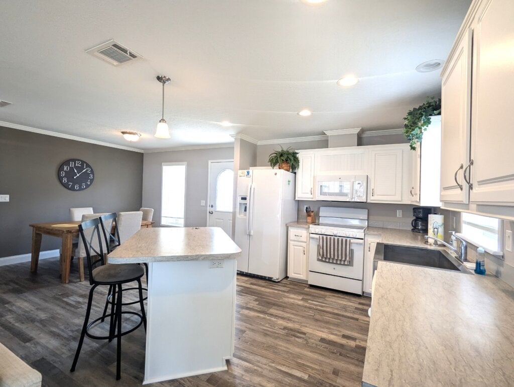 2914 Fox Branch Court