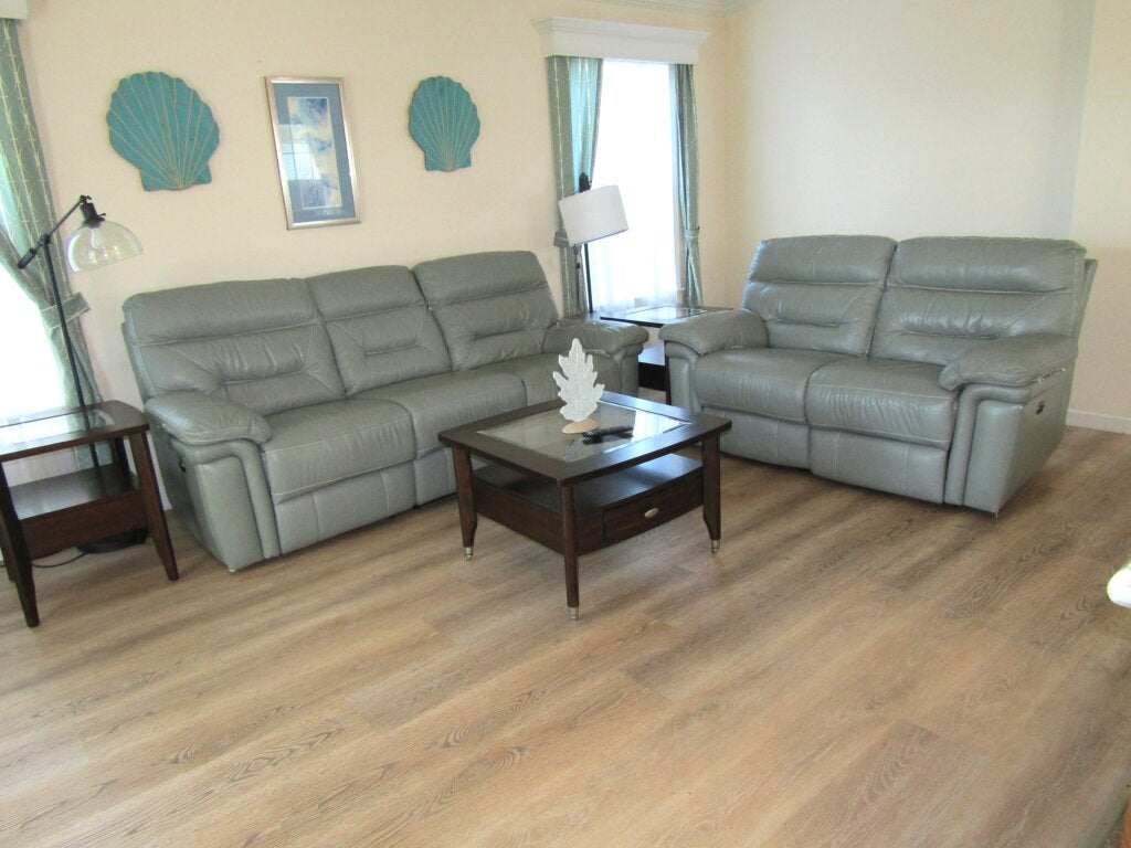 3 Banza Court