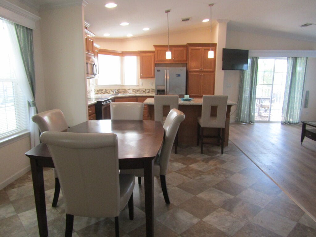 3 Banza Court