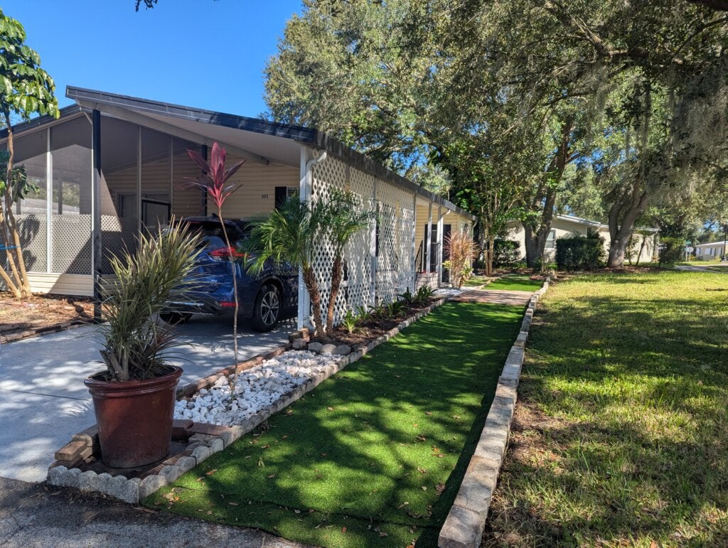 302 Choo Choo Ln